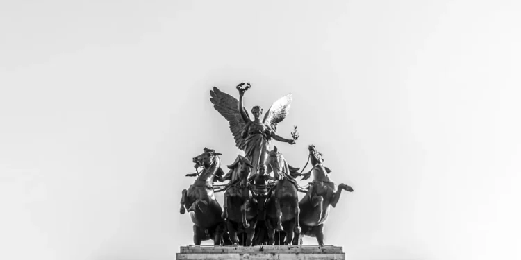 “Política: Transformação Social e Experiências Positivas”