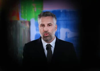 “Vamos ganhar”. PS “não se condiciona nem altera o ânimo por sondagens”