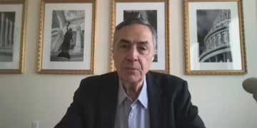 É preciso evitar que mundo desabe em abismo de incivilidade, diz Barroso