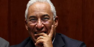 Apagão: Costa em contacto com Montenegro e Sánchez após corte na Europa