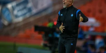 Corinthians 1 x 0 Racing-URU: veja os lances e a expulsão de Félix Torres