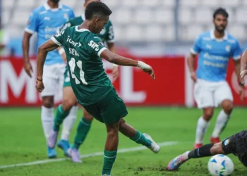 Central Córdoba e LDU empatam em jogo válido pelo grupo do Flamengo