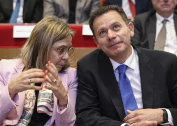 Montenegro pede um pacto de confiança para o SNS