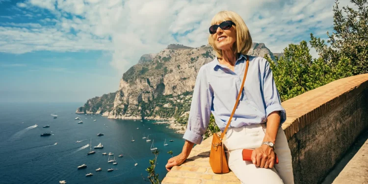 Viajar pode ajudar a frear o envelhecimento, diz novo estudo
