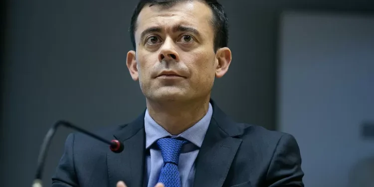 Ceron: governo adiou pagamento de precatórios para ajudar a conter inflação