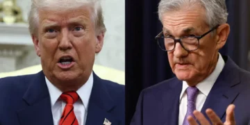 Trump volta a pedir corte de juros e chama Powell de “Sr. Tarde Demais”