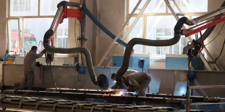 PMI composto dos EUA cai a 51,2 em abril, pressionado por serviços, mostra S&P