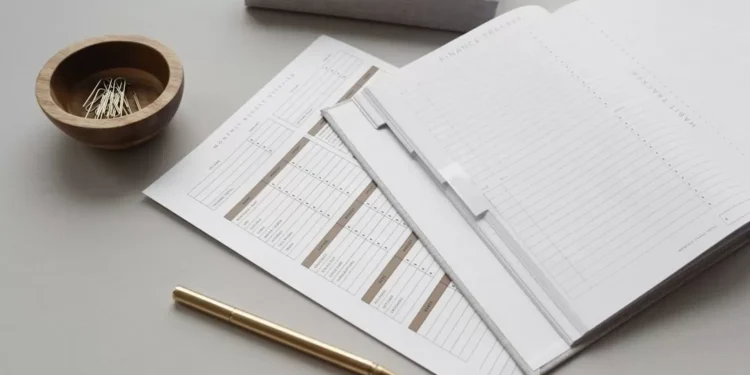 “Desmistificando as Finanças: Gerenciamento Inteligente e Estratégico”