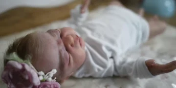 Afeto ou alienação? O que os bebês reborn nos dizem sobre os vínculos hoje