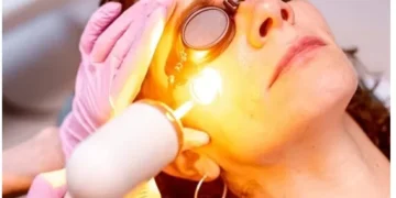 Por que a luz amarela faz bem para a beleza da pele?