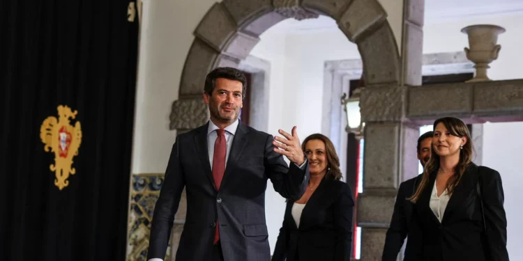 Chega quer obrigar governos a mostrar desperdícios anuais por ministério