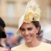 Rumo ao trono? Kate Middleton surpreende em looks fora da ‘armadura’
