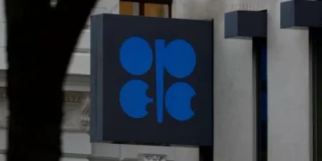 OPEP+ concorda com mais um aumento acelerado da produção de petróleo para junho