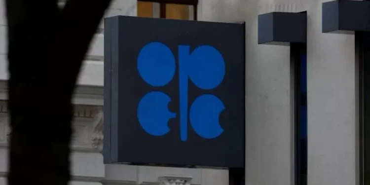 OPEP+ concorda com mais um aumento acelerado da produção de petróleo para junho