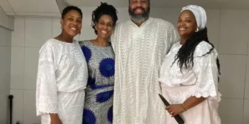 Com três esposas, professor da UFBA desafia conceito de poliamor