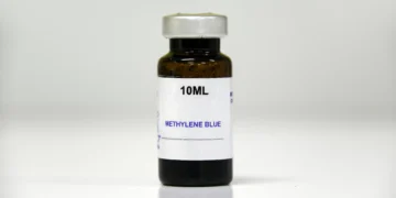 Azul de metileno: a verdade sobre o corante que virou “elixir da mente”