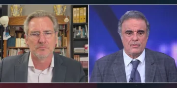 O Grande Debate: Barrar envio de dinheiro a Eduardo é abuso ou justiça?