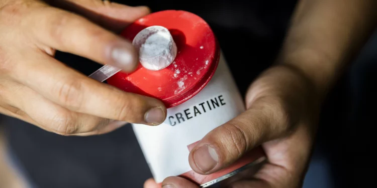 Preciso de creatina? Saiba como e quando tomar