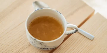 O que se sabe sobre ‘superalimento’ promovido por celebridades?