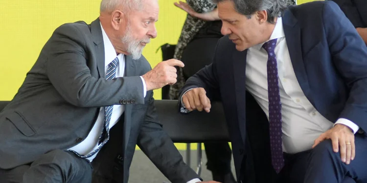 Medidas cobrem o déficit de 2025, mas não resolvem questão fiscal, diz economista