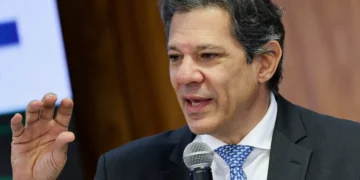 Haddad volta a prometer grau de investimento com avanço das reformas