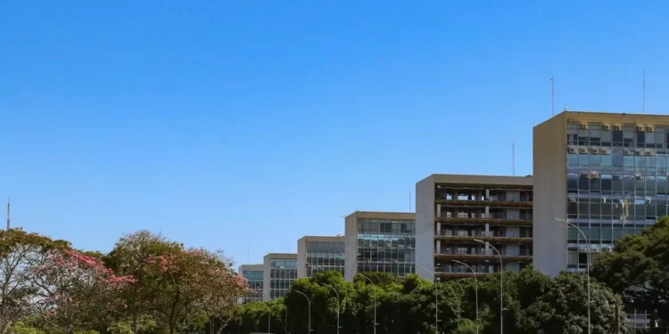 Brasil só perde para a Venezuela entre países com pior eficiência governamental