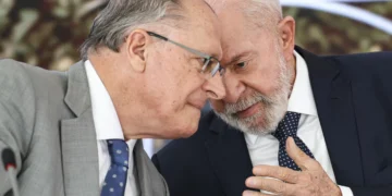 Lula no palanque compromete capacidade de negociação de Alckmin, diz especialista