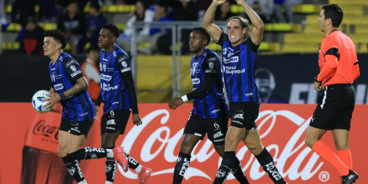 Sul-Americana: com um a menos, Vasco é goleado pelo Del Valle e se complica