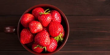 Morango do Amor vira febre nas redes: veja por que todo mundo quer provar