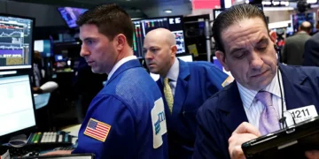 Wall Street termina mista com Netflix a perder 5%