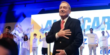 Menezes promete 4 mil casas de renda acessível em Gaia e orquestra sinfónica