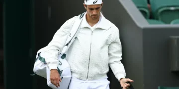 Por que os tenistas vestem branco em Wimbledon?