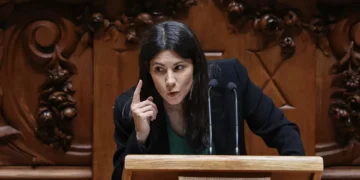 Mortágua diz que Governo ignora o elefante na sala que são as casas vazias