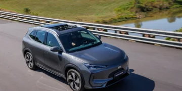 Novo SUV chinês aposta no conforto para cativar entre SUVs médios