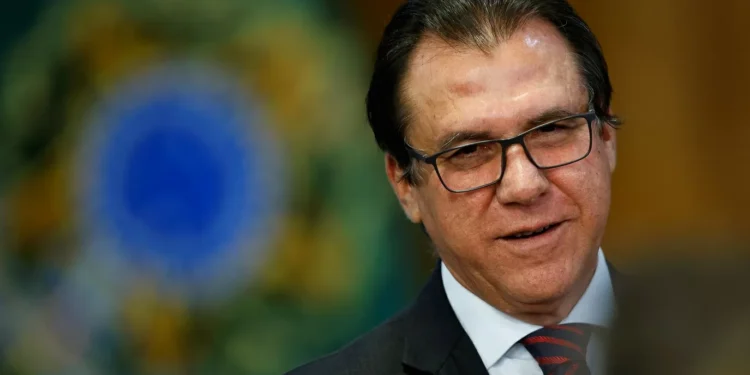 Ministério do Trabalho e governo fazem estudos para reação se houver efeito de tarifa