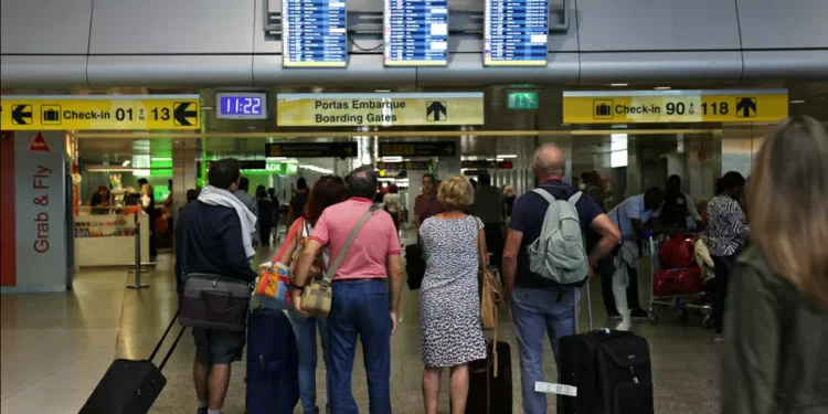 Aeroporto de Lisboa com 18 voos cancelados em dia de greve na Menzies