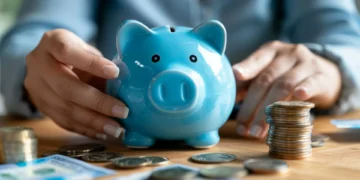 Poupança volta a registrar saques no Brasil em julho