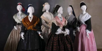 Novo museu na França lança luz sobre a ancestralidade do vestir