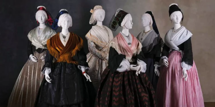 Novo museu na França lança luz sobre a ancestralidade do vestir