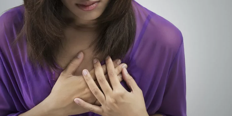 Mulheres infartam menos, mas morrem mais que os homens; entenda motivos por trás dos números