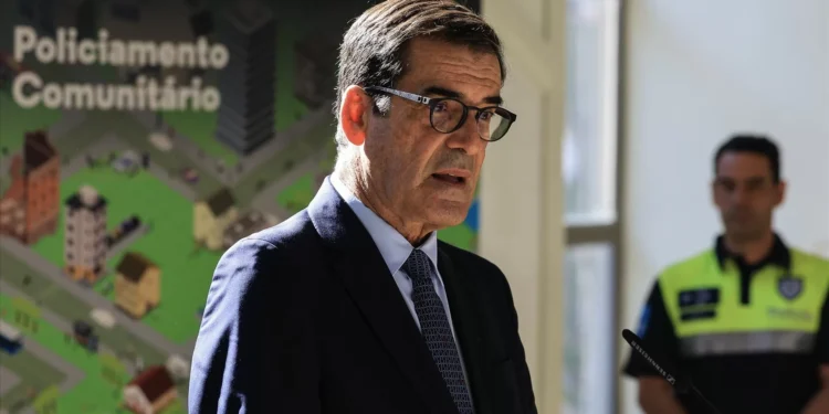 Rui Moreira acusa Tiago Braga de incompetência e de “tentar justificar o inexplicável”