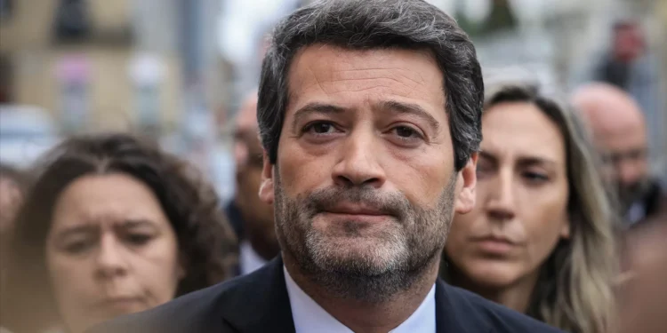 PGR abre inquérito a André Ventura e Rita Matias por divulgação de nomes de crianças