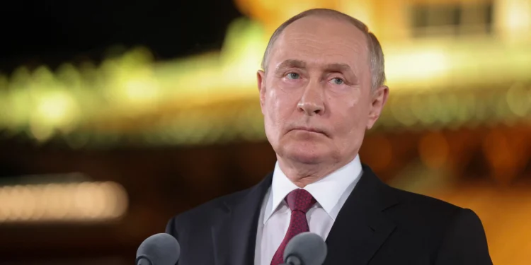 Rússia diz que envio de tropas estrangeiras para a Ucrânia é “inaceitável”