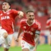 Internacional vence em casa e afunda o Fortaleza no Brasileirão