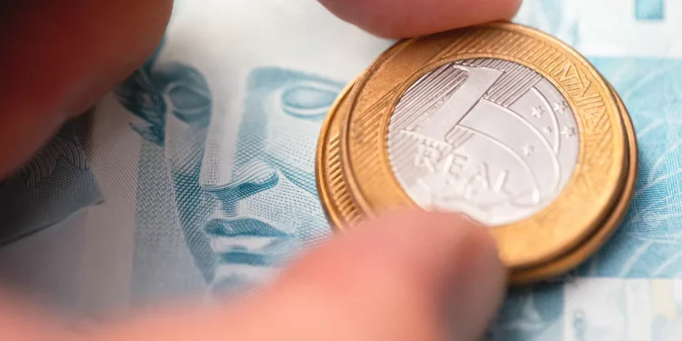 Governo Central tem déficit de R$ 15,564 bilhões em agosto, mostra Tesouro