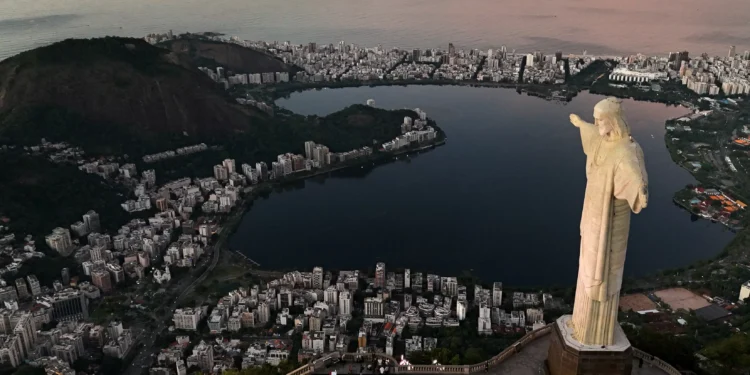 Turistas estrangeiros no Rio de Janeiro terão direito a cashback do ICMS