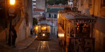 Trabalhadores da Carris apresentaram “queixas sucessivas” quanto à manutenção dos elevadores em Lisboa, diz dirigente sindical