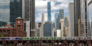 Trump diz estar comprometido com envio da Guarda Nacional para Chicago