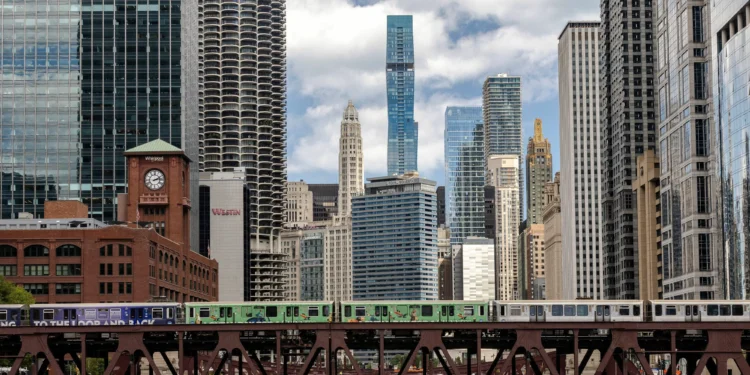 Trump diz estar comprometido com envio da Guarda Nacional para Chicago