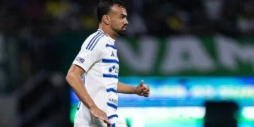 Veja o momento da expulsão de Fabrício Bruno em Palmeiras x Cruzeiro